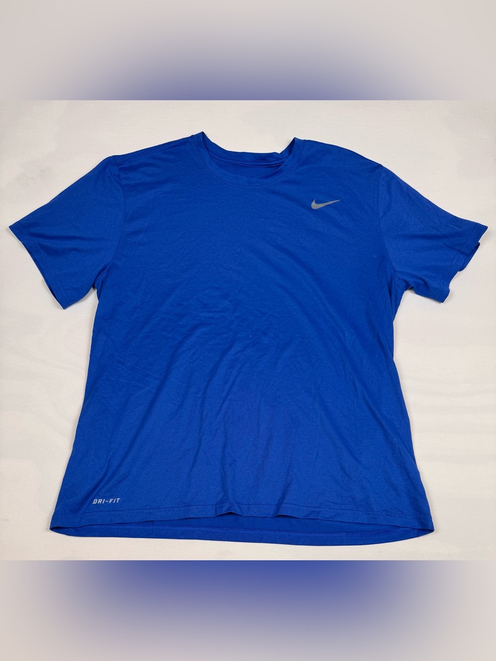 Nike The Nike Tee Dri-Fit Athletic Cut Short Sleeve Crewneck Blue Tee Men’s XL